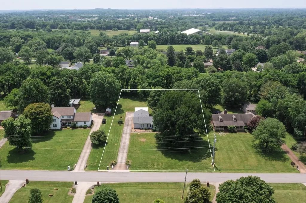 112 Herman Harrison Drive Hendersonville TN 37075