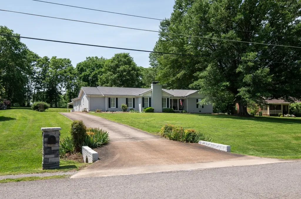 112 Herman Harrison Drive Hendersonville TN 37075