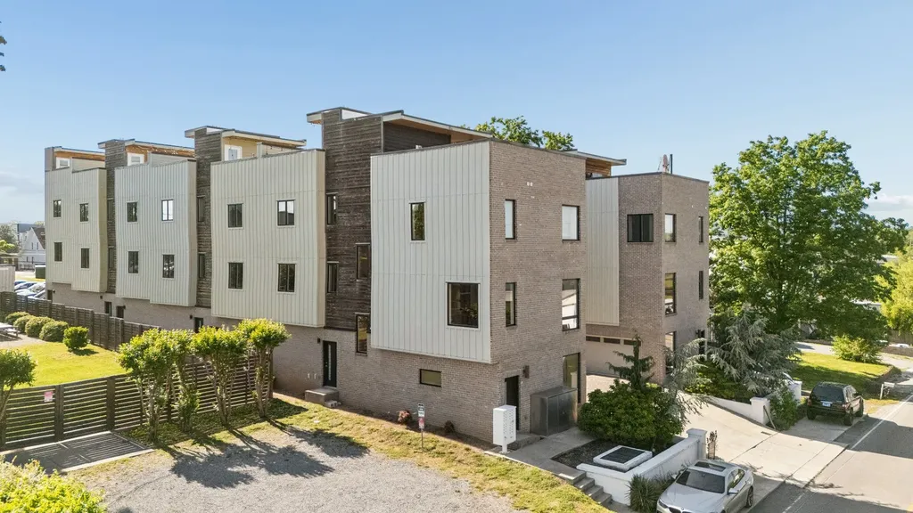 2513 White Avenue Nashville TN 37204