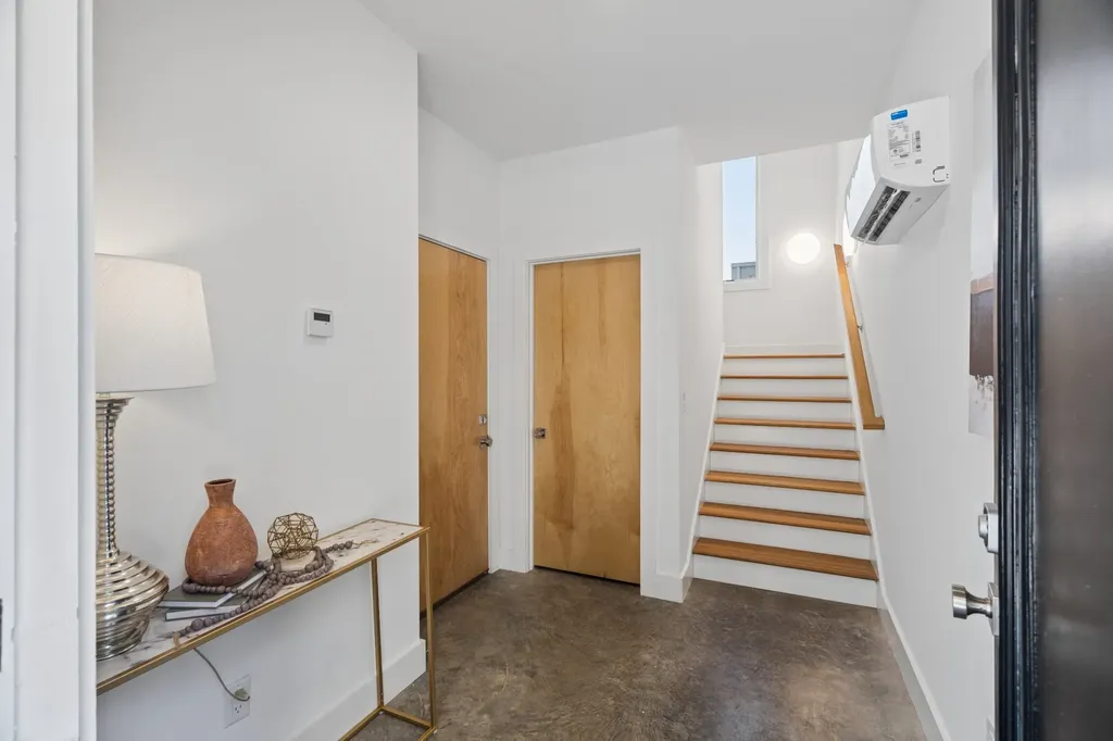 2513 White Avenue Nashville TN 37204