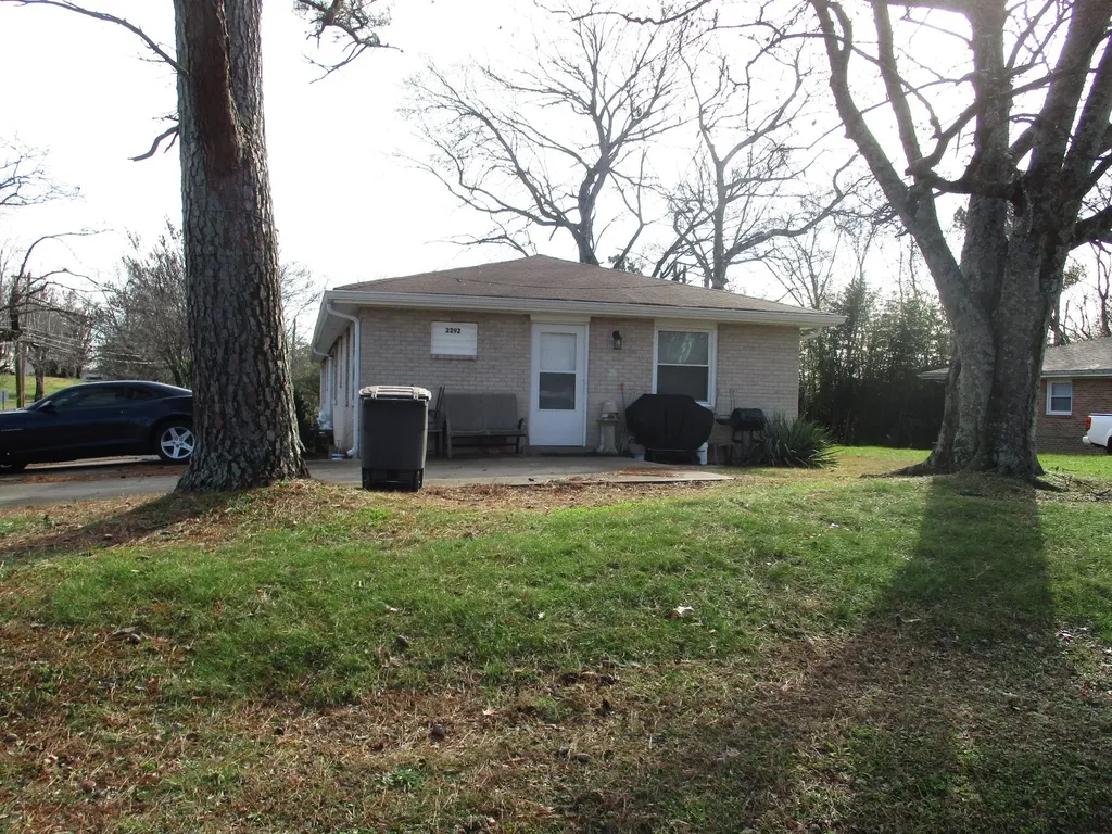 2292 Old Ashland City Road Clarksville TN 37043