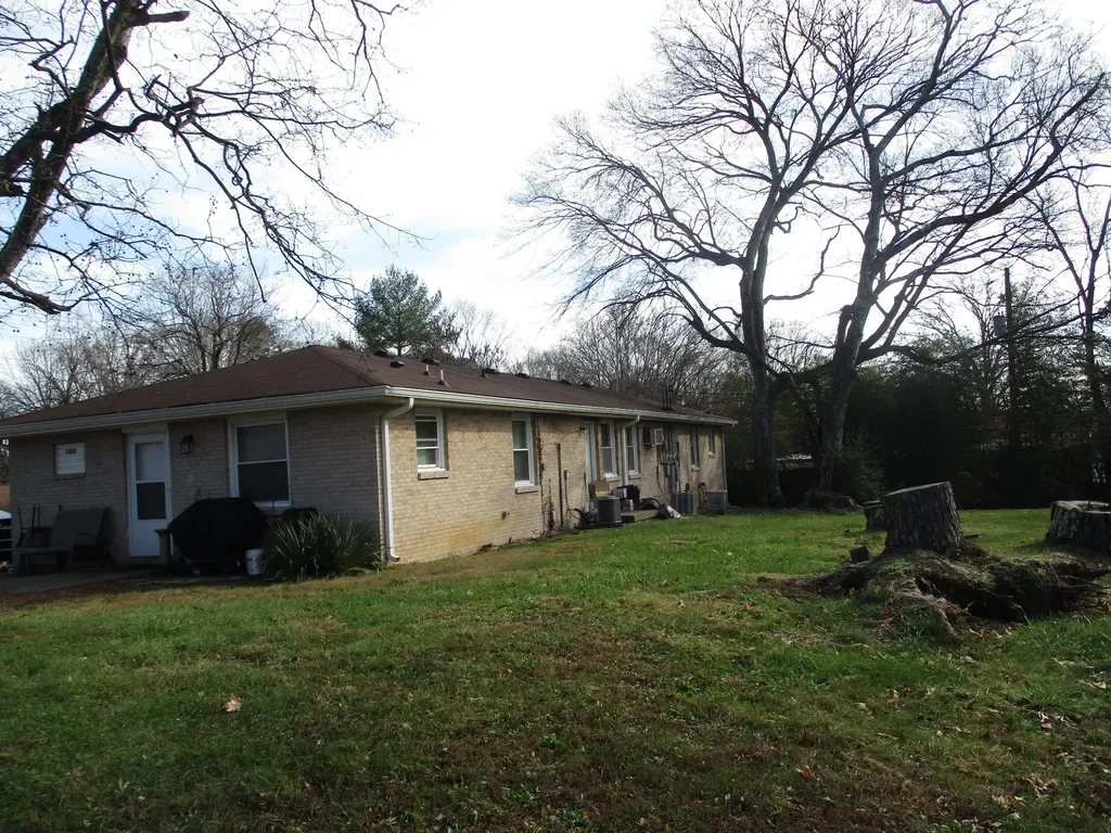 2292 Old Ashland City Road Clarksville TN 37043