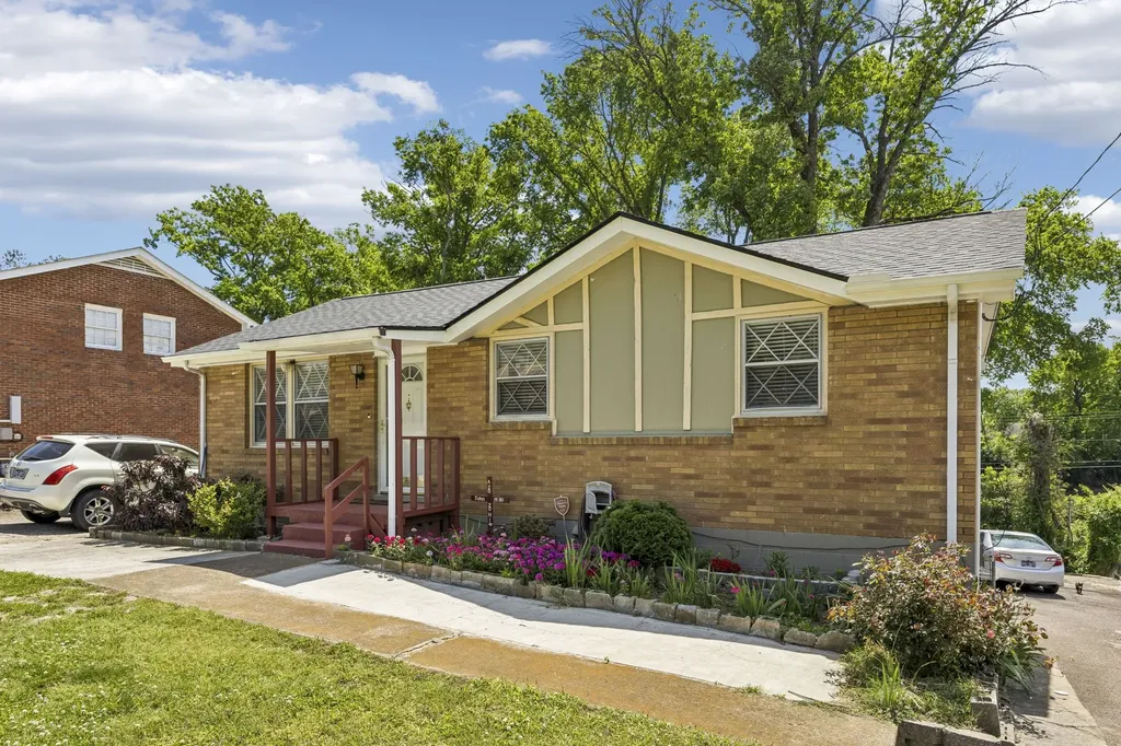 261 Eisenhower Drive Nashville TN 37211