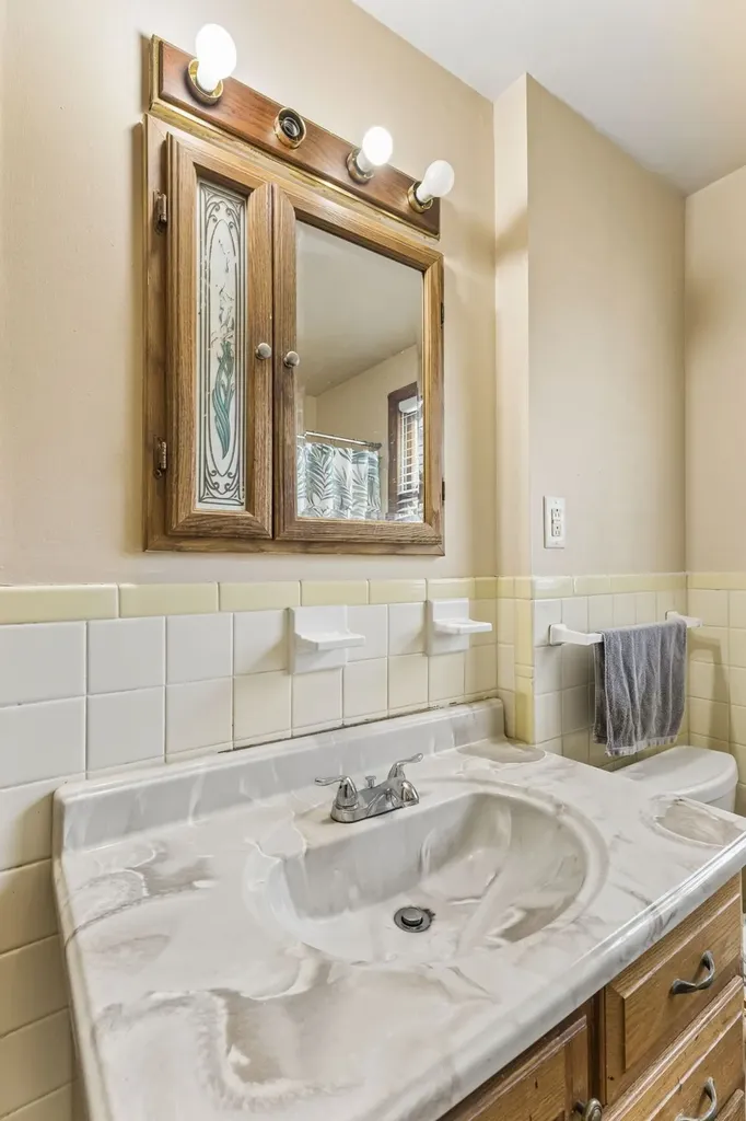 261 Eisenhower Drive Nashville TN 37211