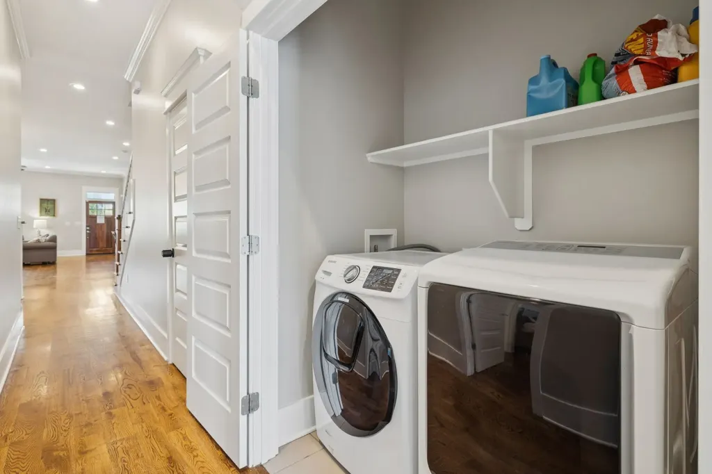 1413B Meridian Street Nashville TN 37207