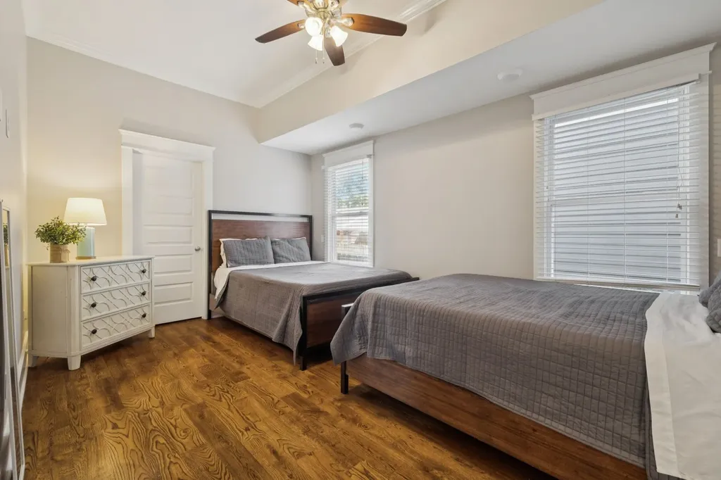 1413B Meridian Street Nashville TN 37207