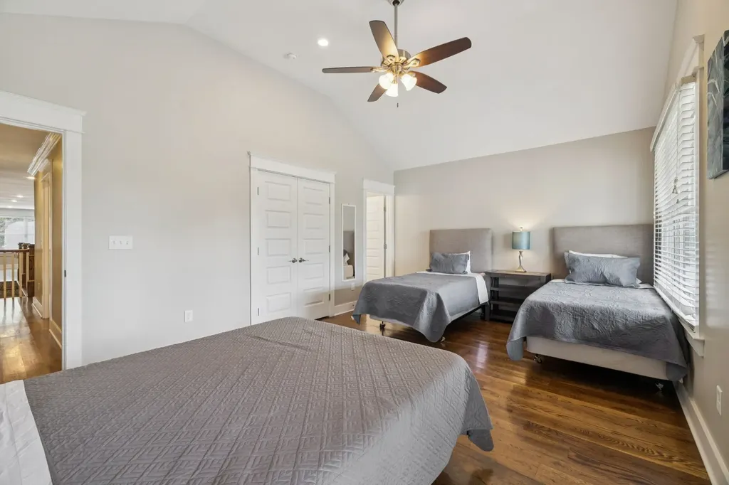 1413B Meridian Street Nashville TN 37207