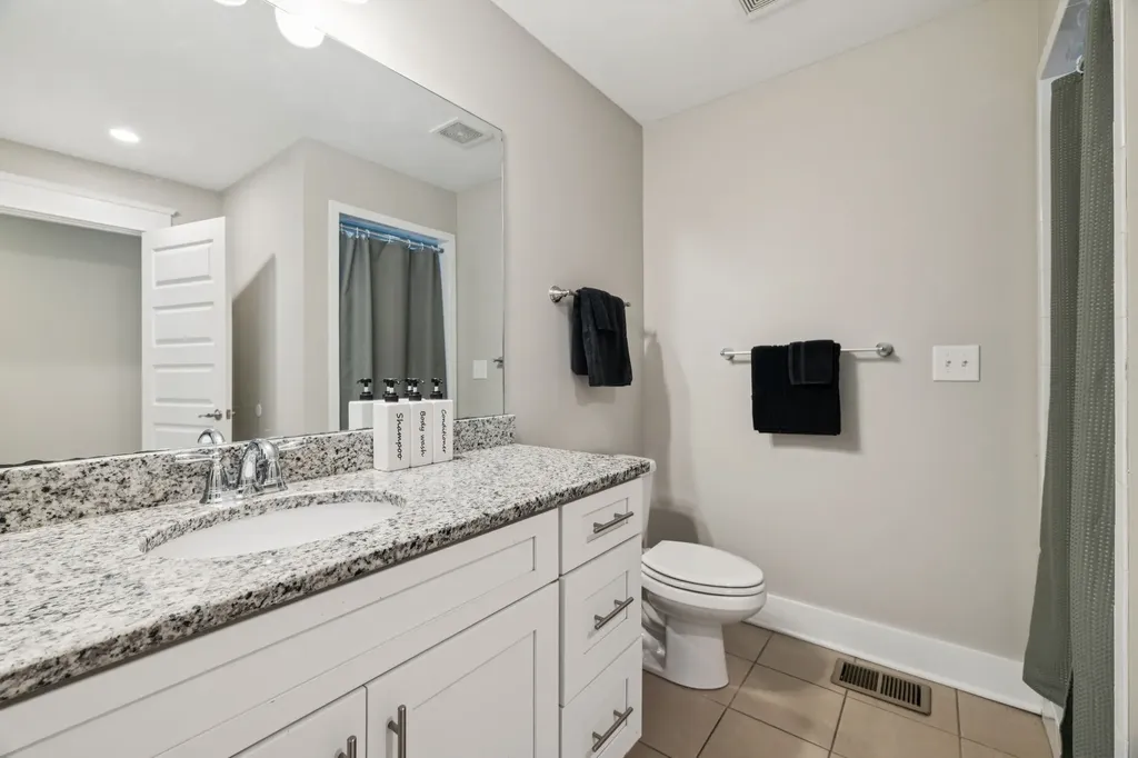 1413B Meridian Street Nashville TN 37207