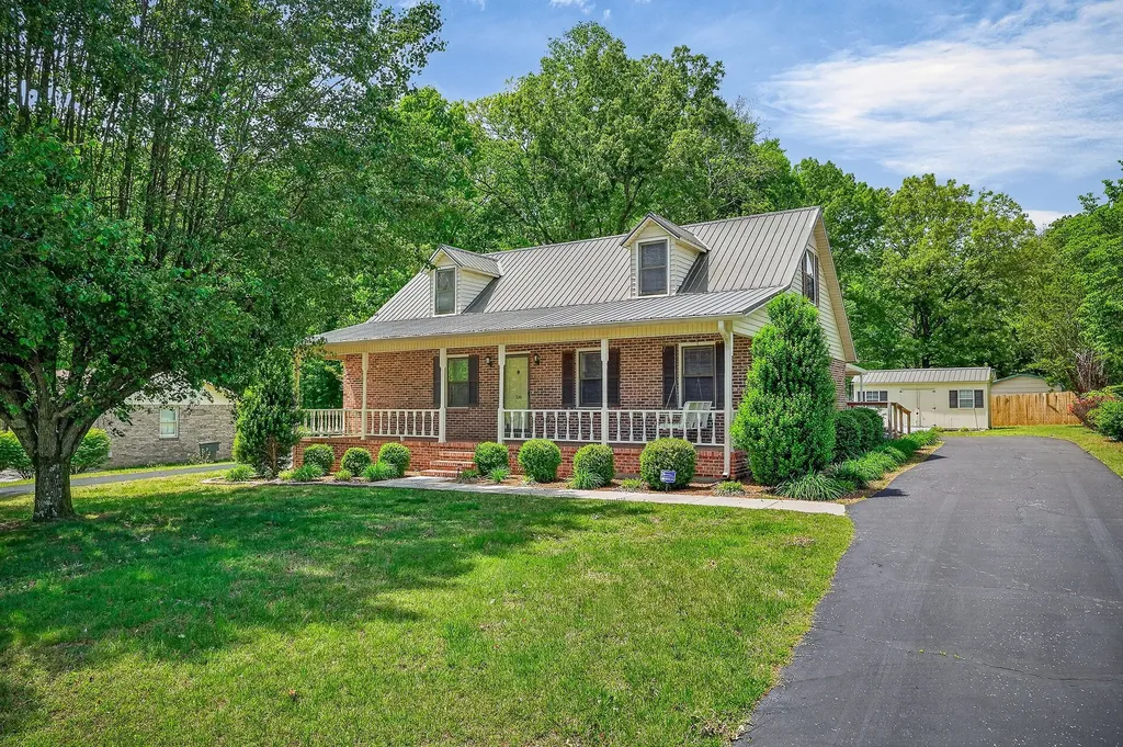106 June Street Mcminnville TN 37110