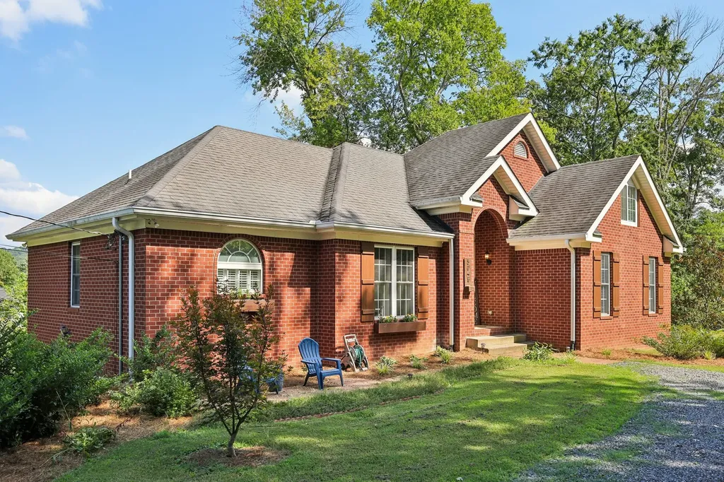 5048 Riverview Drive Pegram TN 37143
