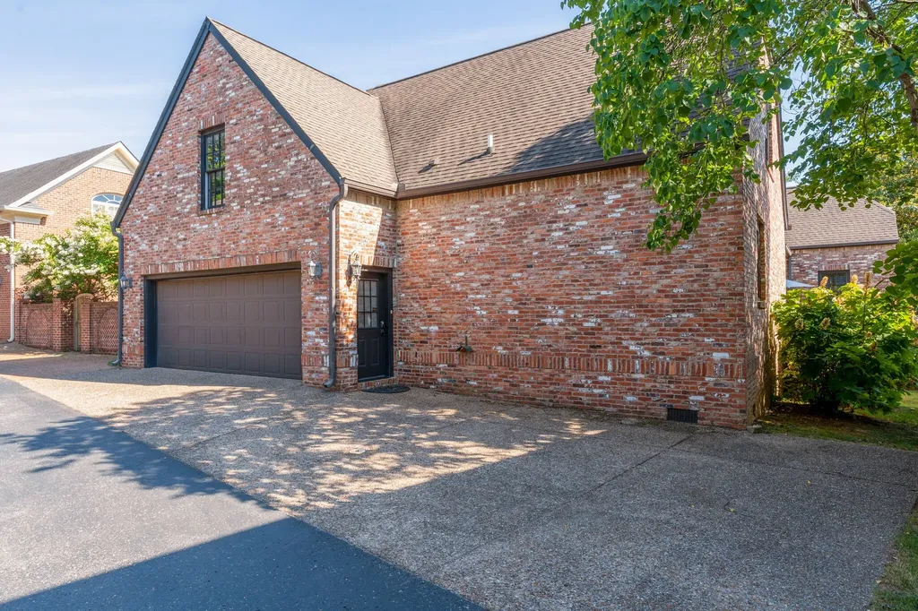 55 Whitworth Boulevard Nashville TN 37205
