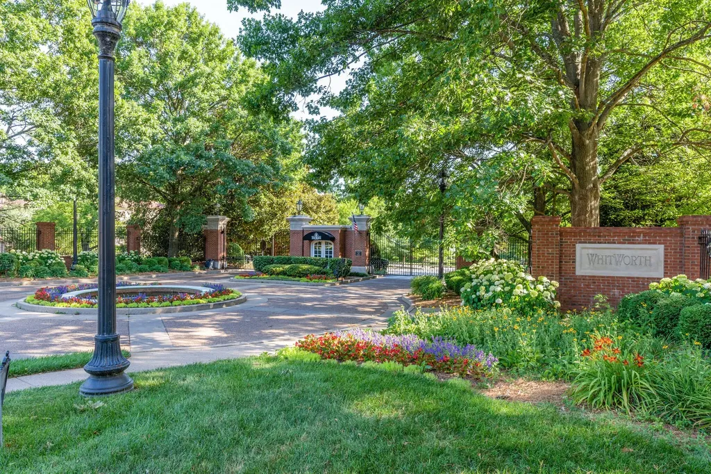 55 Whitworth Boulevard Nashville TN 37205