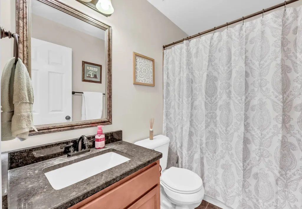 1128 Ivy Brook Way Clarksville TN 37043