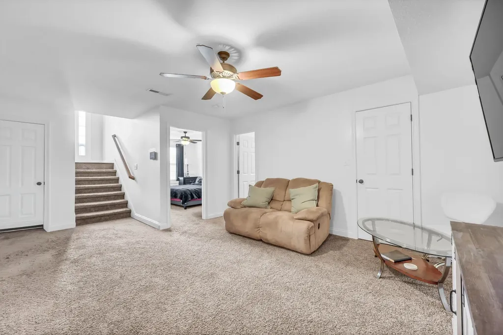 1128 Ivy Brook Way Clarksville TN 37043