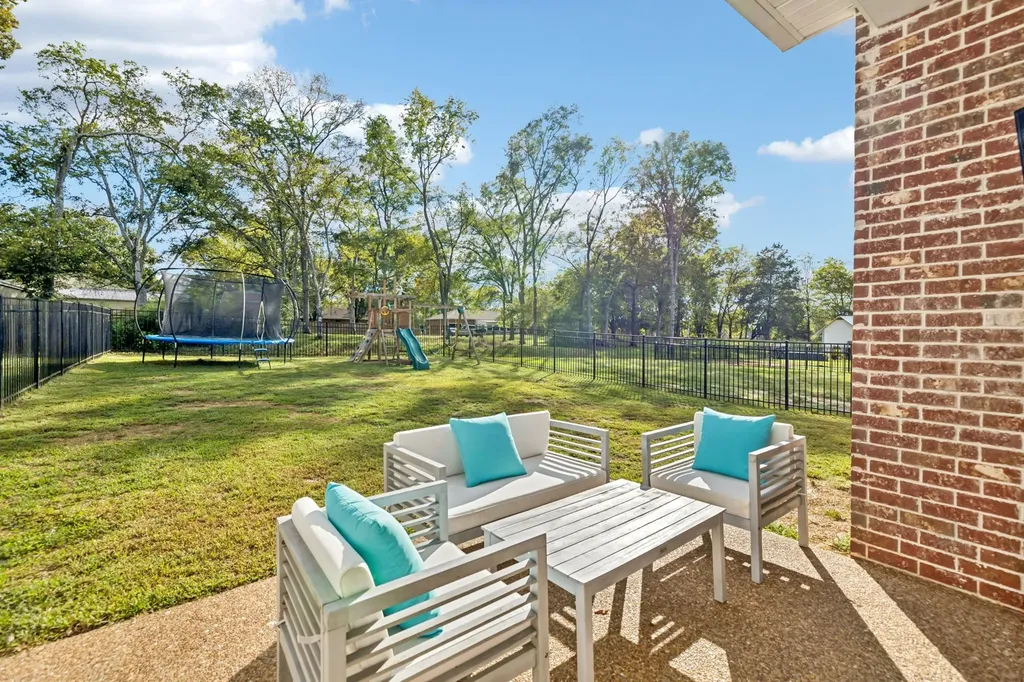 1554 John Galt Drive Lebanon TN 37087