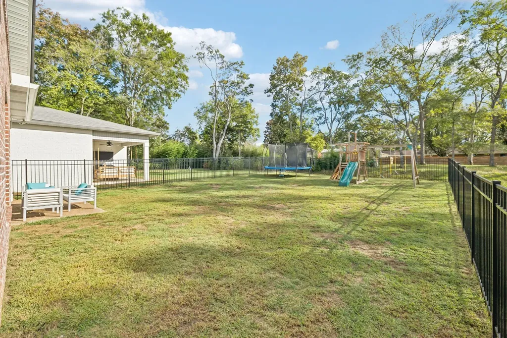 1554 John Galt Drive Lebanon TN 37087