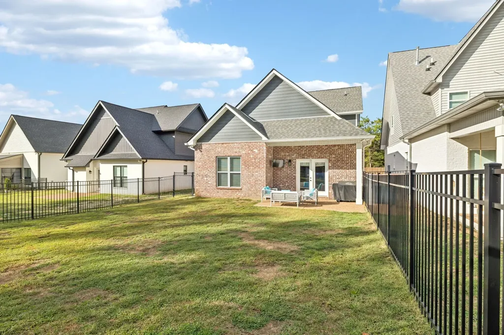 1554 John Galt Drive Lebanon TN 37087