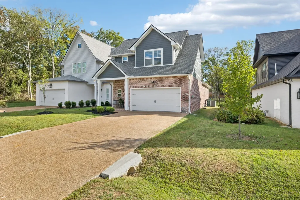 1554 John Galt Drive Lebanon TN 37087