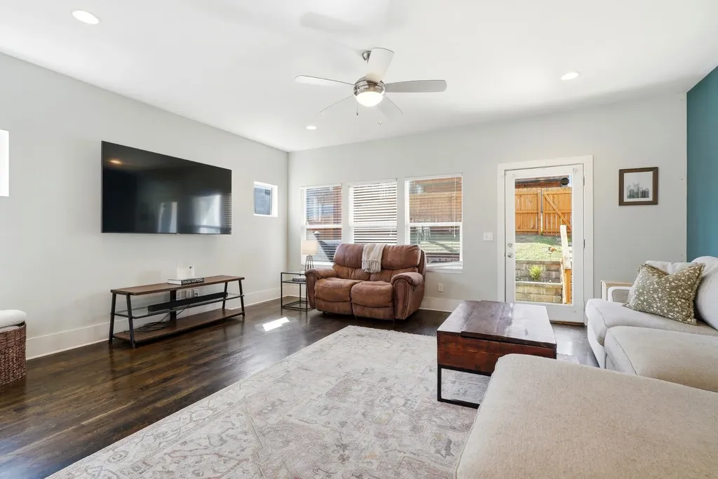 417A 35th Ave, N Nashville TN 37209