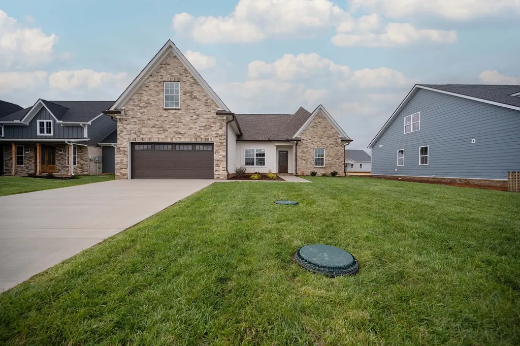 10118 Bighorn Lane Bell Buckle TN 37020