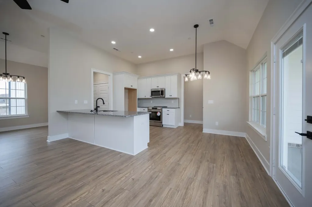 10118 Bighorn Lane Bell Buckle TN 37020