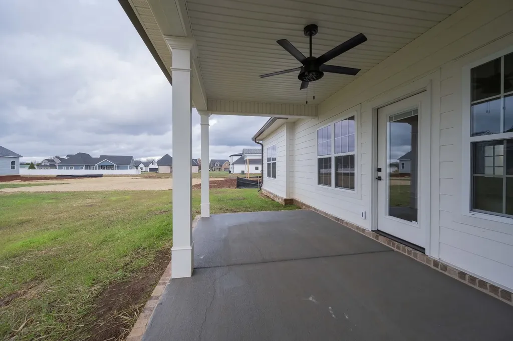 10118 Bighorn Lane Bell Buckle TN 37020