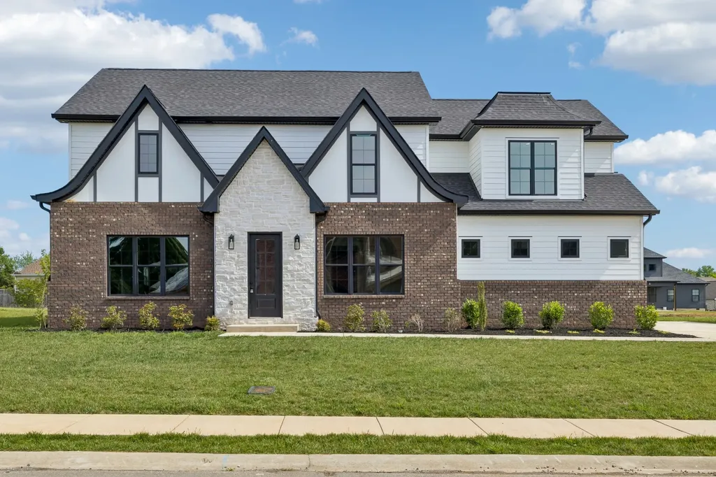 2457 Ellsworth Drive Clarksville TN 37043