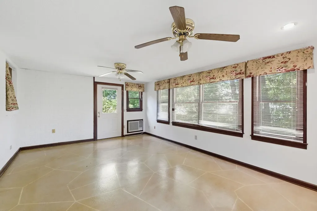 252 Newcastle Drive Murfreesboro TN 37129