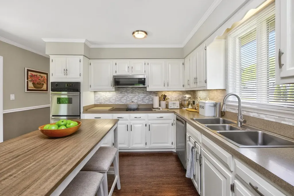 114 Fairways Drive Hendersonville TN 37075