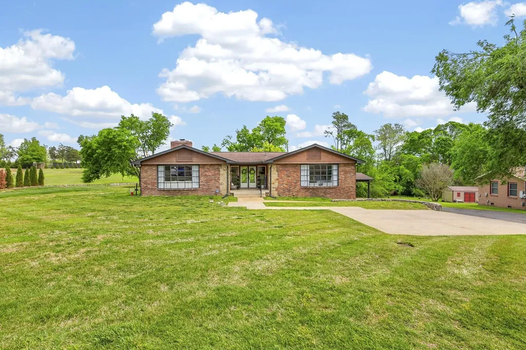 114 Fairways Drive Hendersonville TN 37075