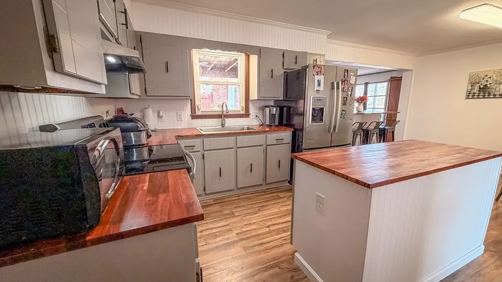 301 Mcquade Circle Mcminnville TN 37110