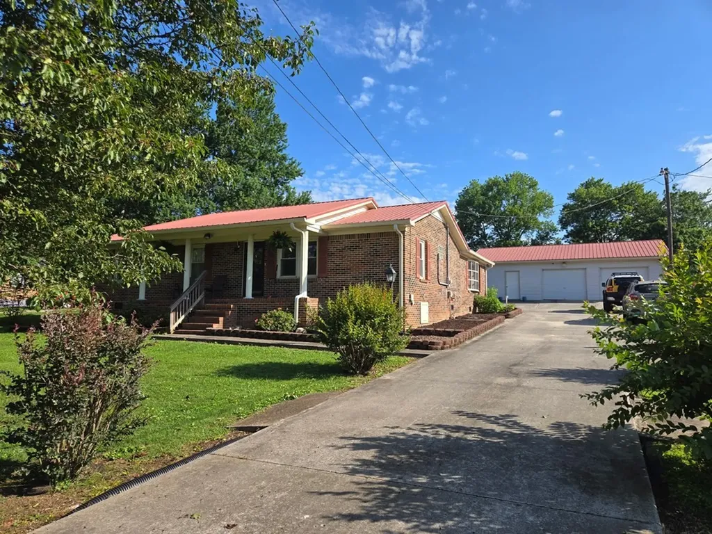 301 Mcquade Circle Mcminnville TN 37110
