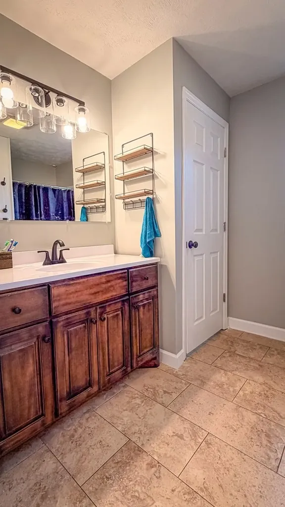 301 Mcquade Circle Mcminnville TN 37110