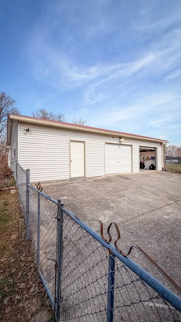 301 Mcquade Circle Mcminnville TN 37110