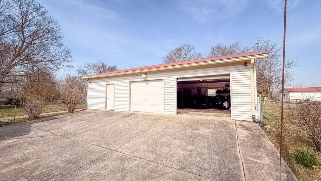 301 Mcquade Circle Mcminnville TN 37110