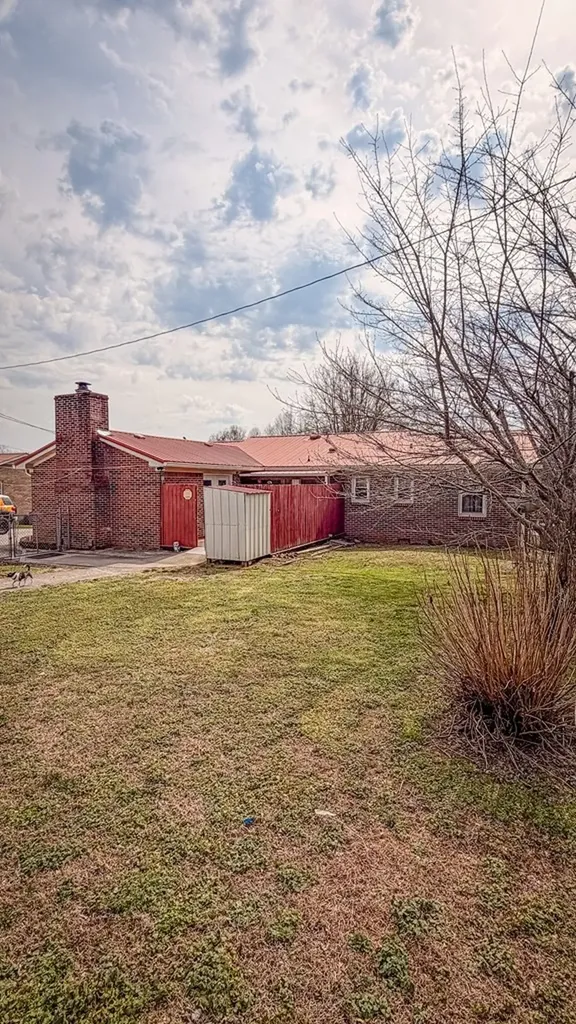301 Mcquade Circle Mcminnville TN 37110