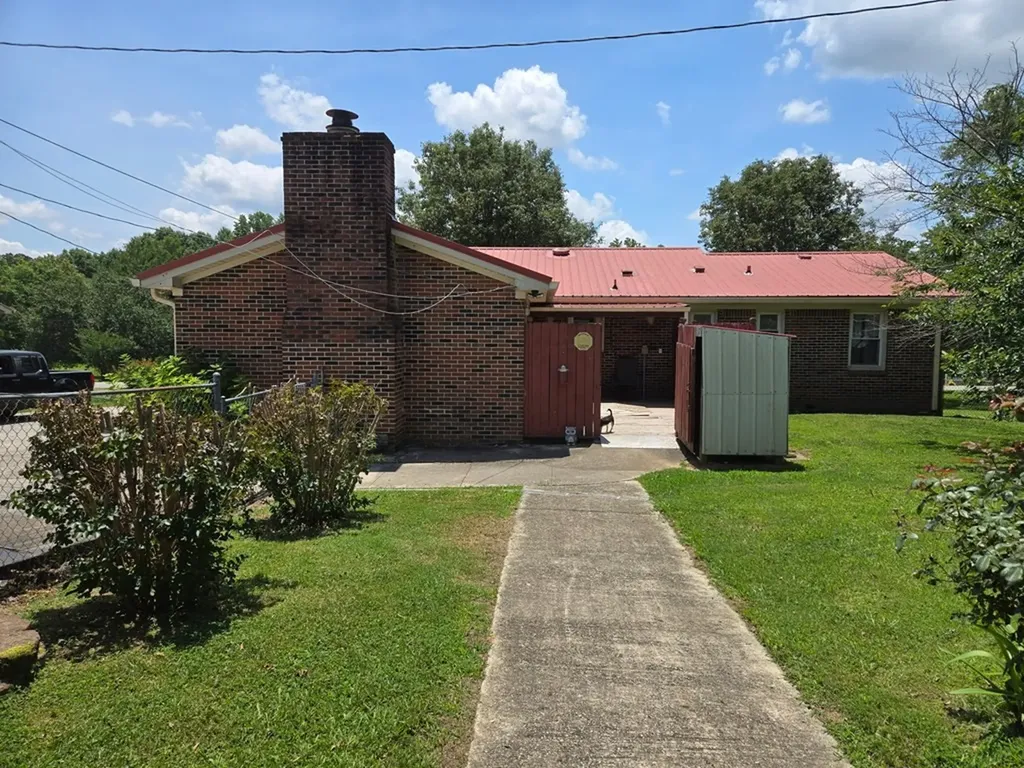 301 Mcquade Circle Mcminnville TN 37110
