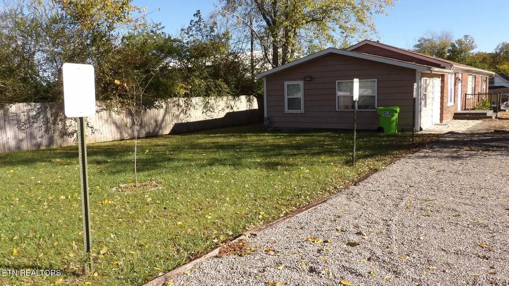 20 Penny Lane Crossville TN 38555