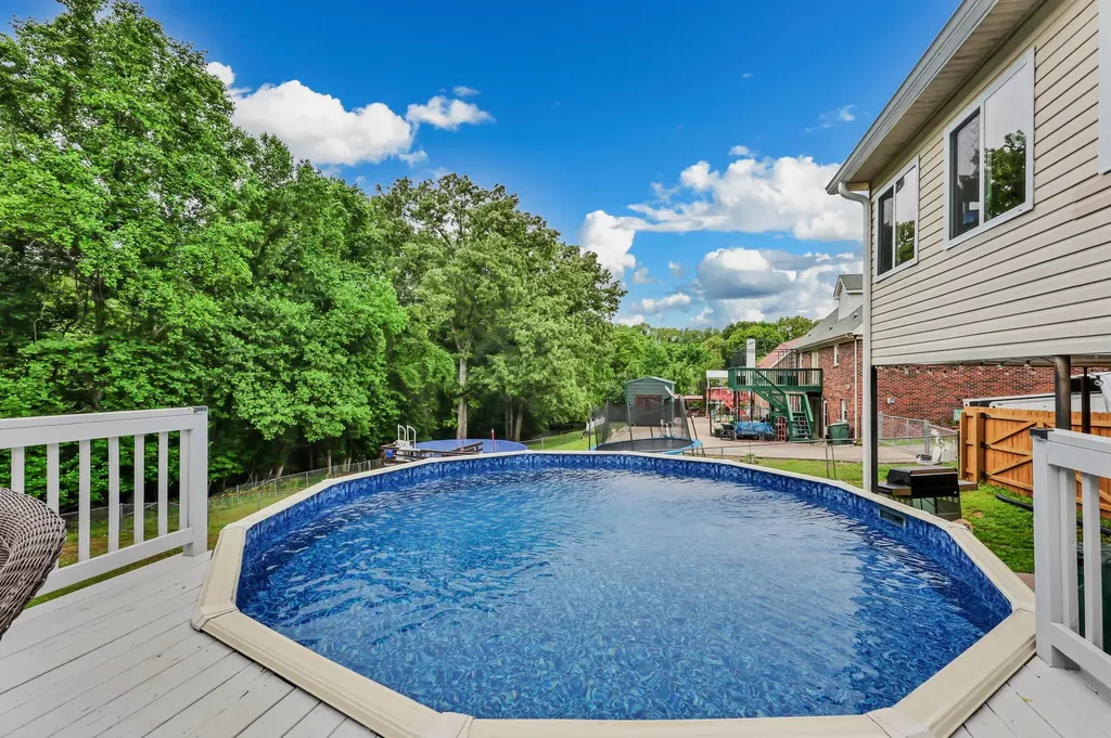 1020 Foxmoor Drive Clarksville TN 37042