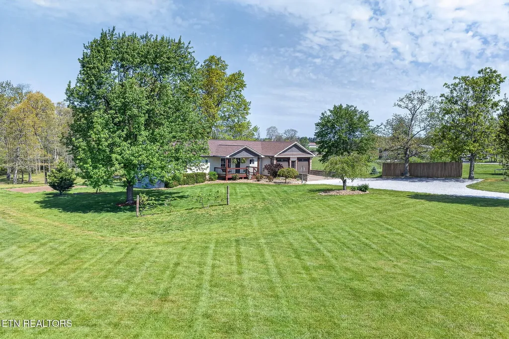7668 Plateau Road Crossville TN 38571