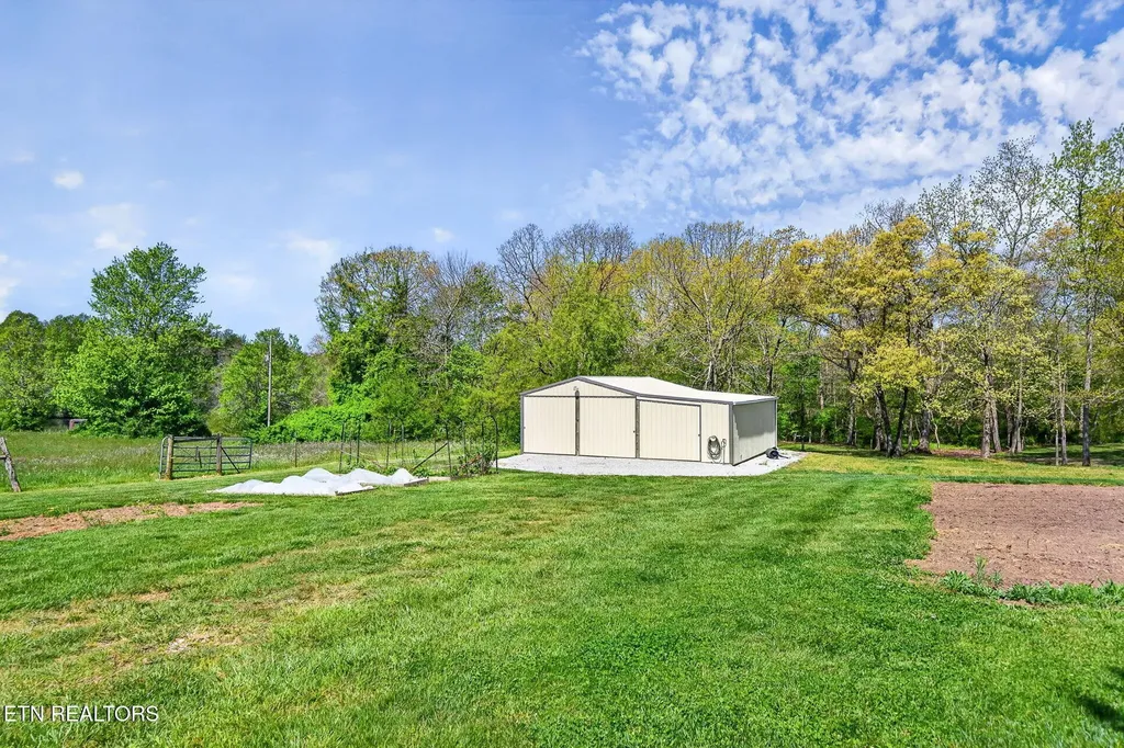 7668 Plateau Road Crossville TN 38571