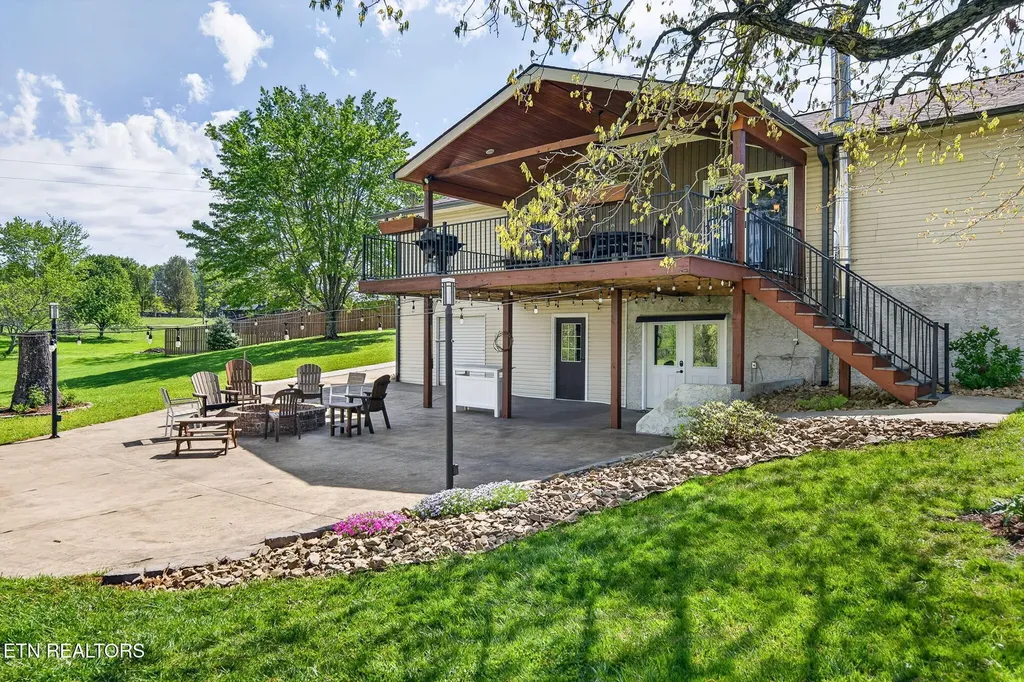 7668 Plateau Road Crossville TN 38571