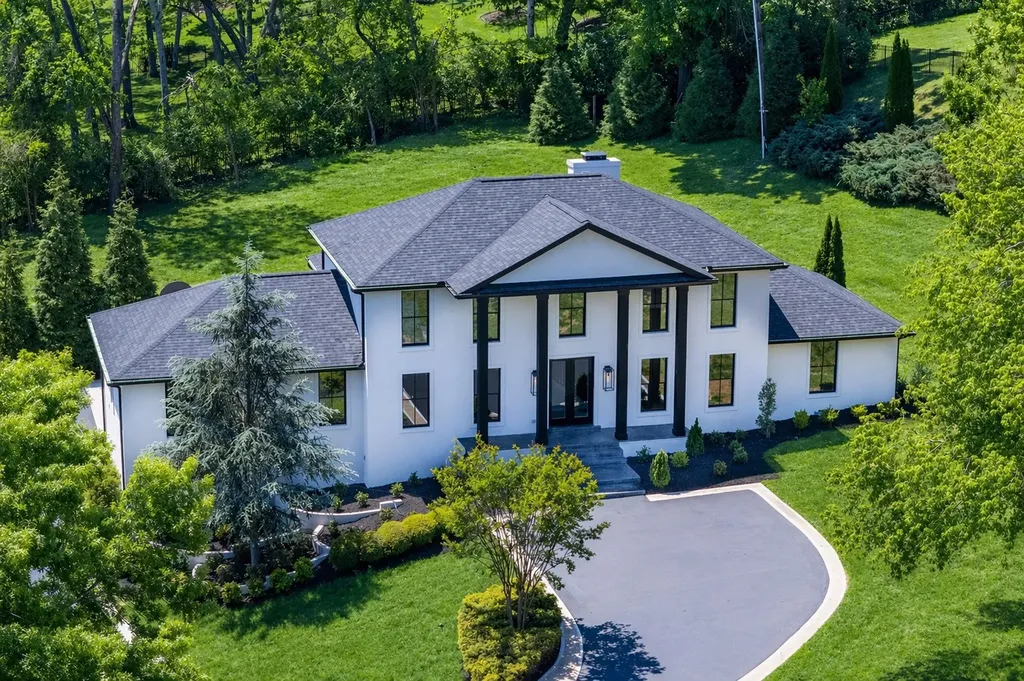1235 Carl Seyfert Memorial Drive Brentwood TN 37027