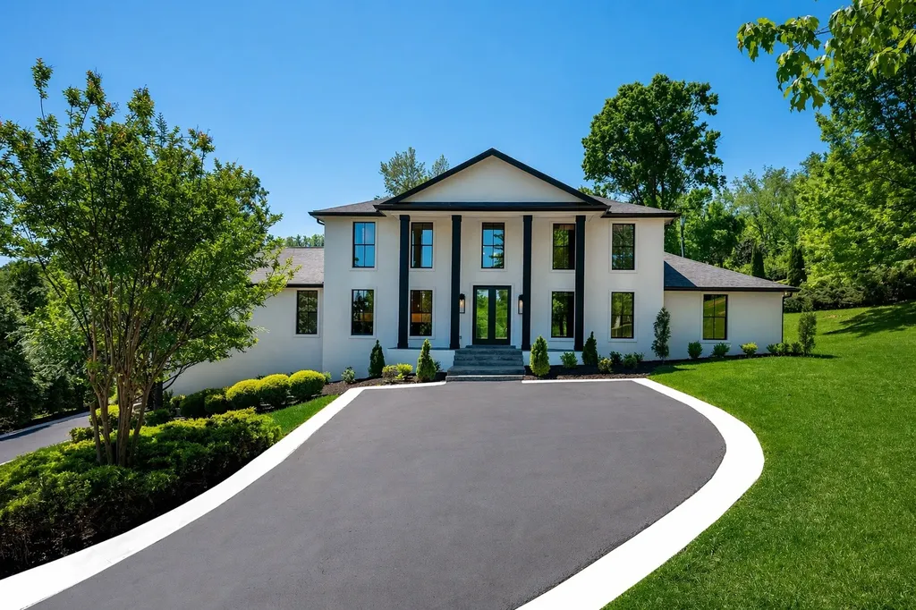 1235 Carl Seyfert Memorial Drive Brentwood TN 37027
