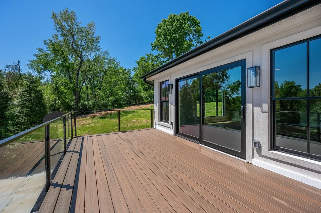 1235 Carl Seyfert Memorial Drive Brentwood TN 37027