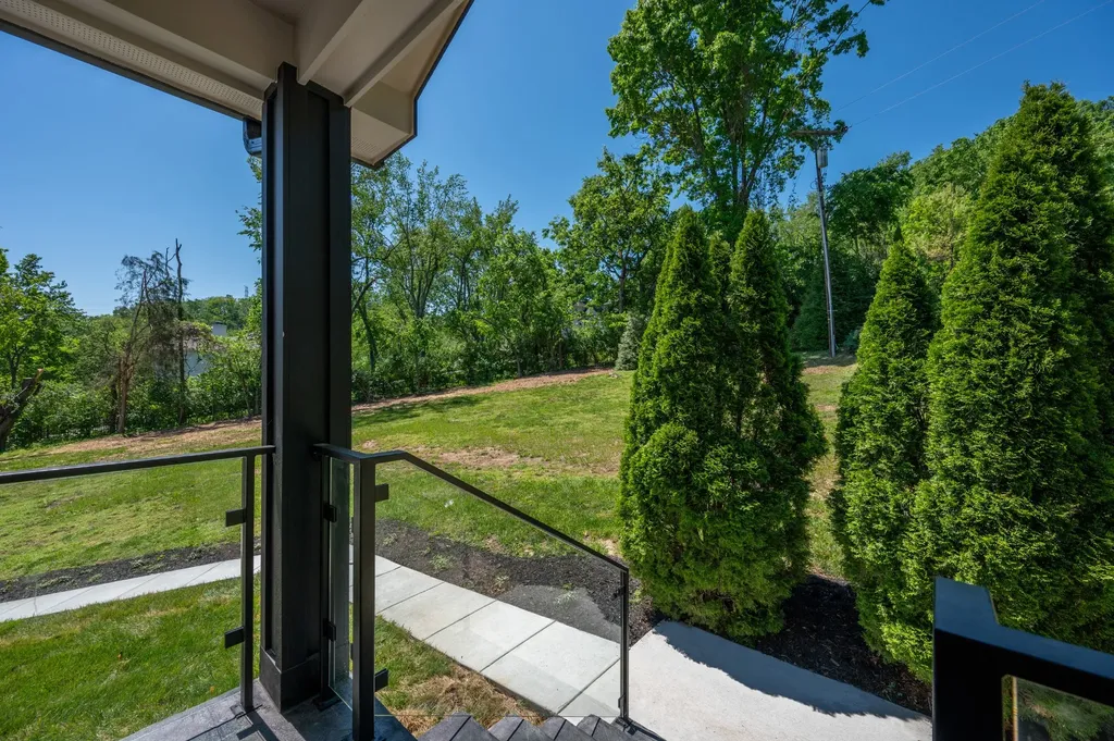 1235 Carl Seyfert Memorial Drive Brentwood TN 37027