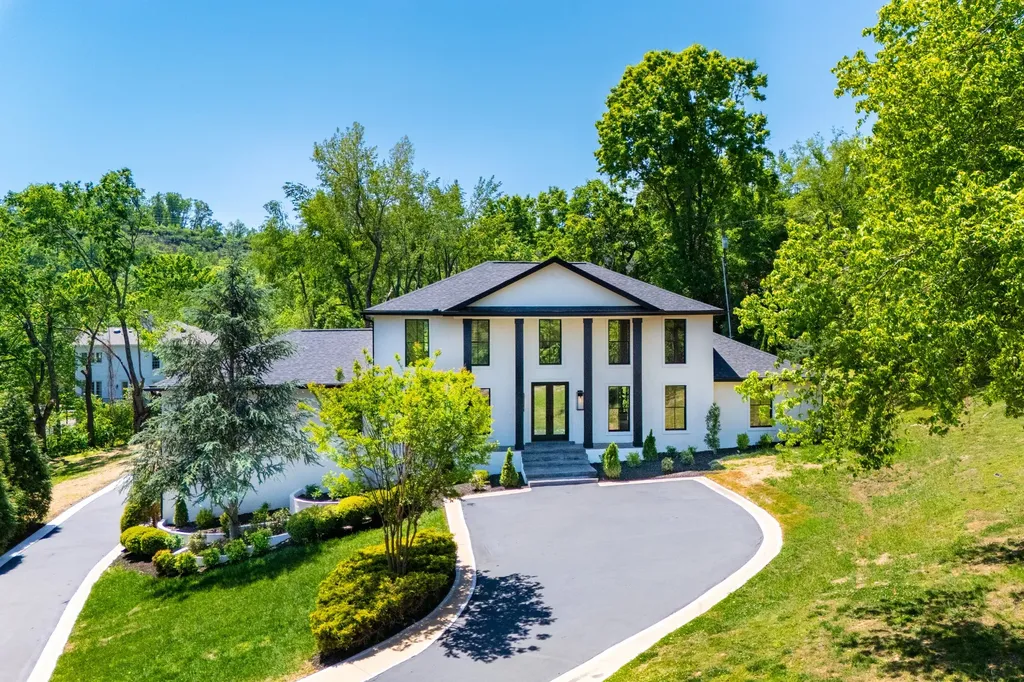 1235 Carl Seyfert Memorial Drive Brentwood TN 37027
