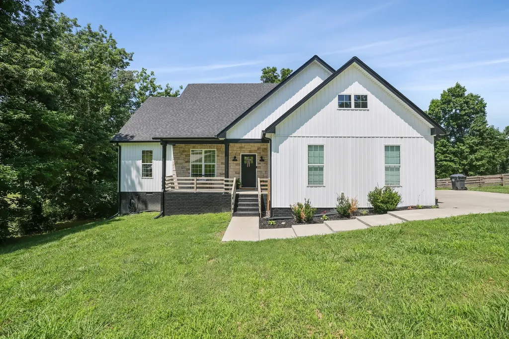 245 Hickory Ridge Lane Hartsville TN 37074