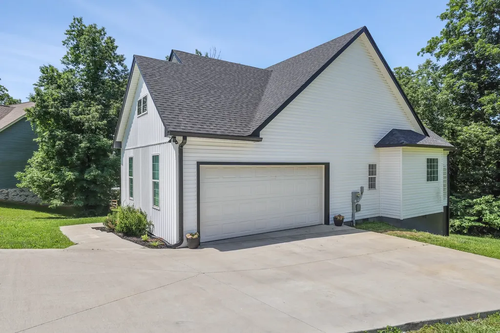 245 Hickory Ridge Lane Hartsville TN 37074