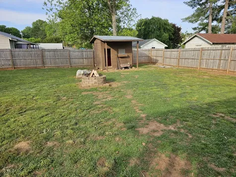 106 Willow St, N Cowan TN 37318